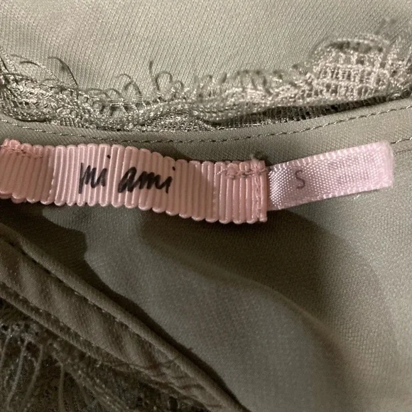 Mi Ami Olive Green Lace Trim RacerbackTank Top - Picture 4 of 7